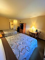 Super 8 by Wyndham Topeka at Forbes Landing