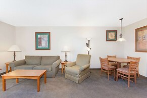 Wingate by Wyndham Bentonville AR