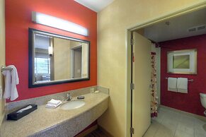 Courtyard by Marriott Medford Airport