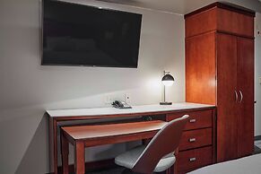 Courtyard by Marriott Medford Airport