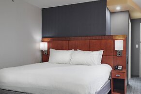 Courtyard by Marriott Medford Airport