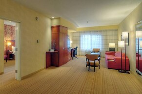 Courtyard by Marriott Medford Airport