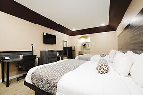 Sapphire Inn & Suites