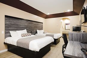 Sapphire Inn & Suites