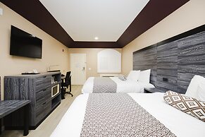 Sapphire Inn & Suites