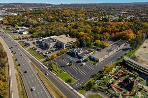 Quality Inn Wayne - Fairfield Area