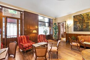 Hotel Roma E Rocca Cavour