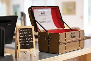 greet Hotel Chatellerault
