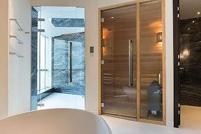 Swissotel Krasnye Holmy Moscow