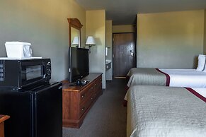 Pinedale Hotel & Suites
