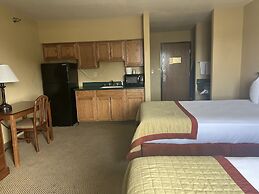 Pinedale Hotel & Suites