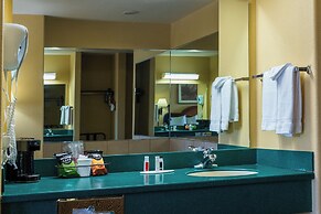 Pinedale Hotel & Suites