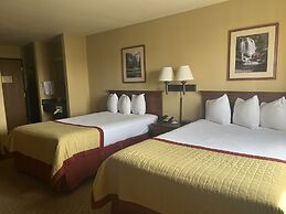 Pinedale Hotel & Suites