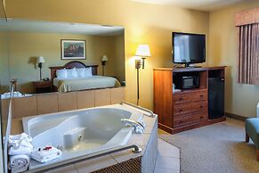 Pinedale Hotel & Suites