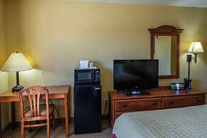 Pinedale Hotel & Suites