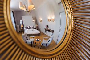 Lungarno Vespucci 50