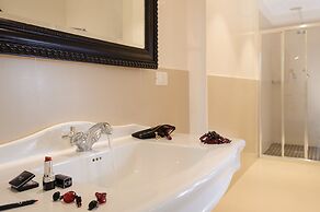 Lungarno Vespucci 50