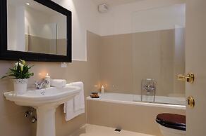 Lungarno Vespucci 50