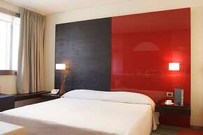 UNA HOTELS T Hotel Cagliari