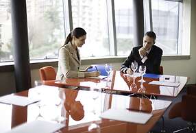 UNA HOTELS T Hotel Cagliari