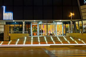 UNA HOTELS T Hotel Cagliari