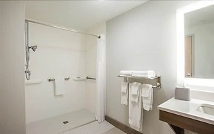 Holiday Inn Express Saint John Harbour Side by IHG