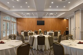 Hotel Vallea Bromont, Tapestry Collection by Hilton