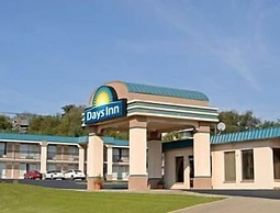 Days Inn by Wyndham Okemah