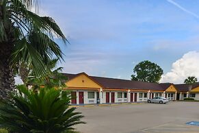 Scottish Inn & Suites Highway 6 South