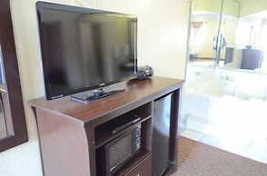 Scottish Inn & Suites Highway 6 South