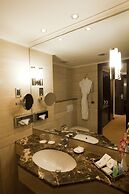 Ramada Plaza by Wyndham Beirut Raouche