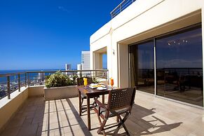 Ramada Plaza by Wyndham Beirut Raouche