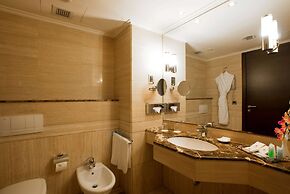 Ramada Plaza by Wyndham Beirut Raouche