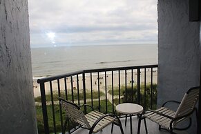 Schooner II Beach and Racquet Club