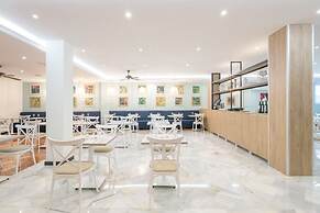 Nerja Club by Dorobe Hotels