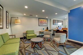 Holiday Inn Express & Suites Montpelier by IHG