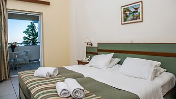 Porto Skala Hotel Village