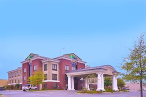 Holiday Inn Express Hotel & Suites Pine Bluff / Pines Mall, an IHG Hot