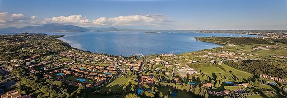 Le Terrazze Sul Lago Residence & Hotel