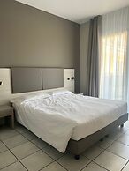 Le Terrazze Sul Lago Residence & Hotel