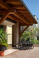 Le Terrazze Sul Lago Residence & Hotel