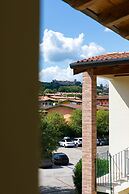 Le Terrazze Sul Lago Residence & Hotel