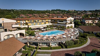 Le Terrazze Sul Lago Residence & Hotel