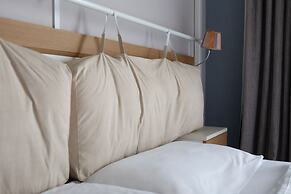 Le Terrazze Sul Lago Residence & Hotel