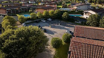 Le Terrazze Sul Lago Residence & Hotel