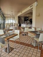 Le Terrazze Sul Lago Residence & Hotel