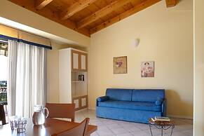 Le Terrazze Sul Lago Residence & Hotel