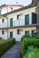 Le Terrazze Sul Lago Residence & Hotel