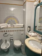 Le Terrazze Sul Lago Residence & Hotel