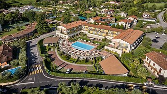 Le Terrazze Sul Lago Residence & Hotel